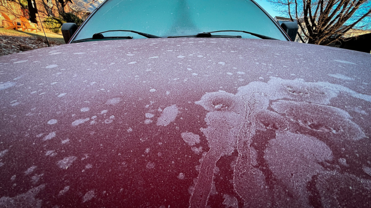 voiture matin givré